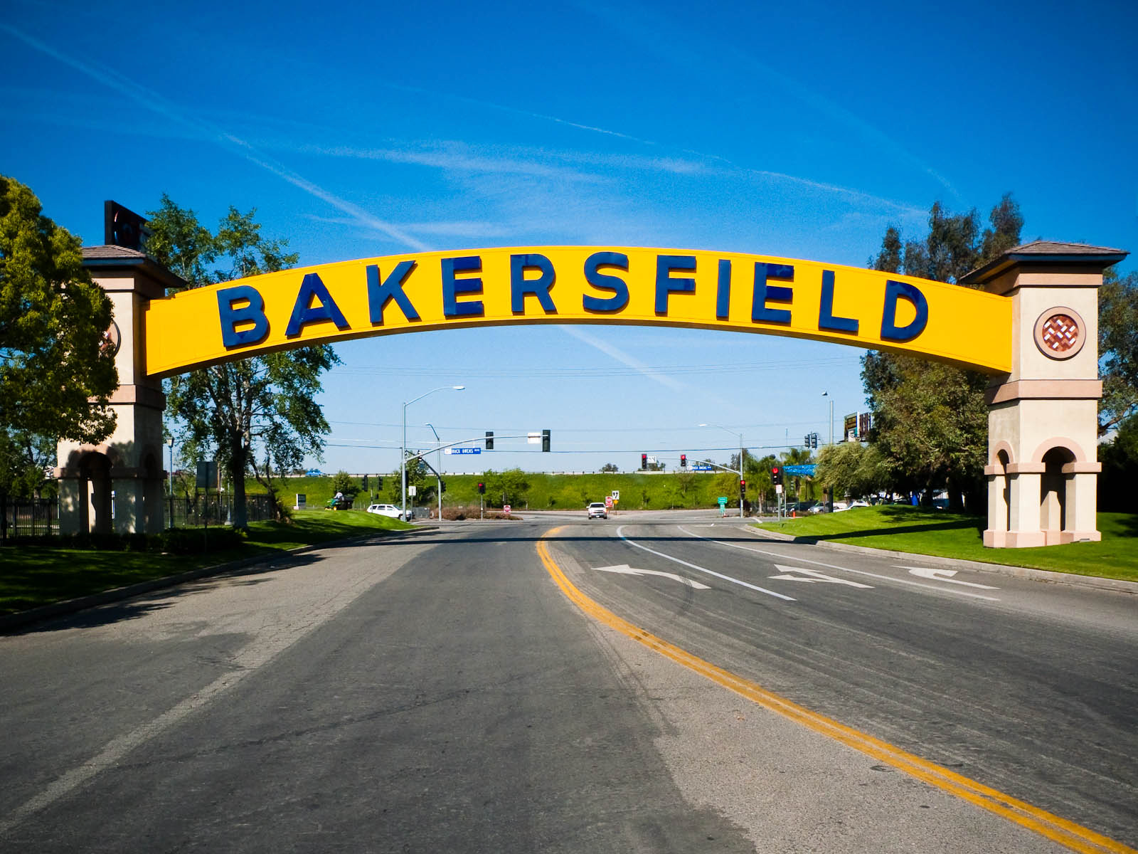 Bakersfield Local Area that offer bail bonds
